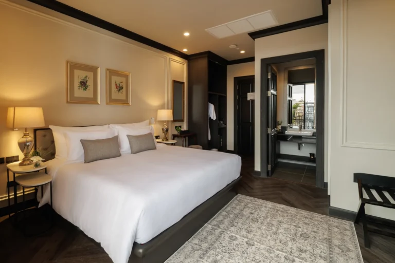 deluxe-room-near-maya-chiang-mai-b72